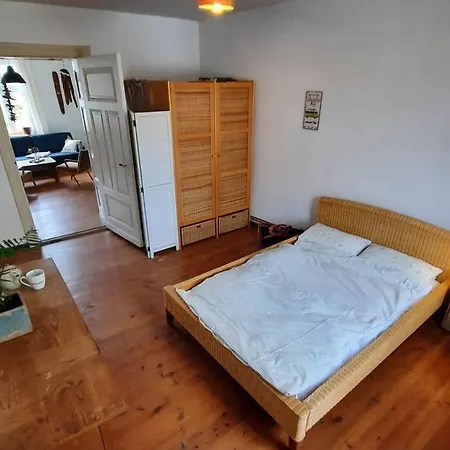 Altbau Charme & Mittendrin Appartamento